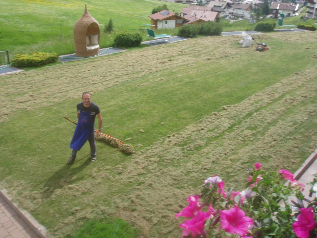 Garni La Majon Hotel Sëlva Buitenkant foto