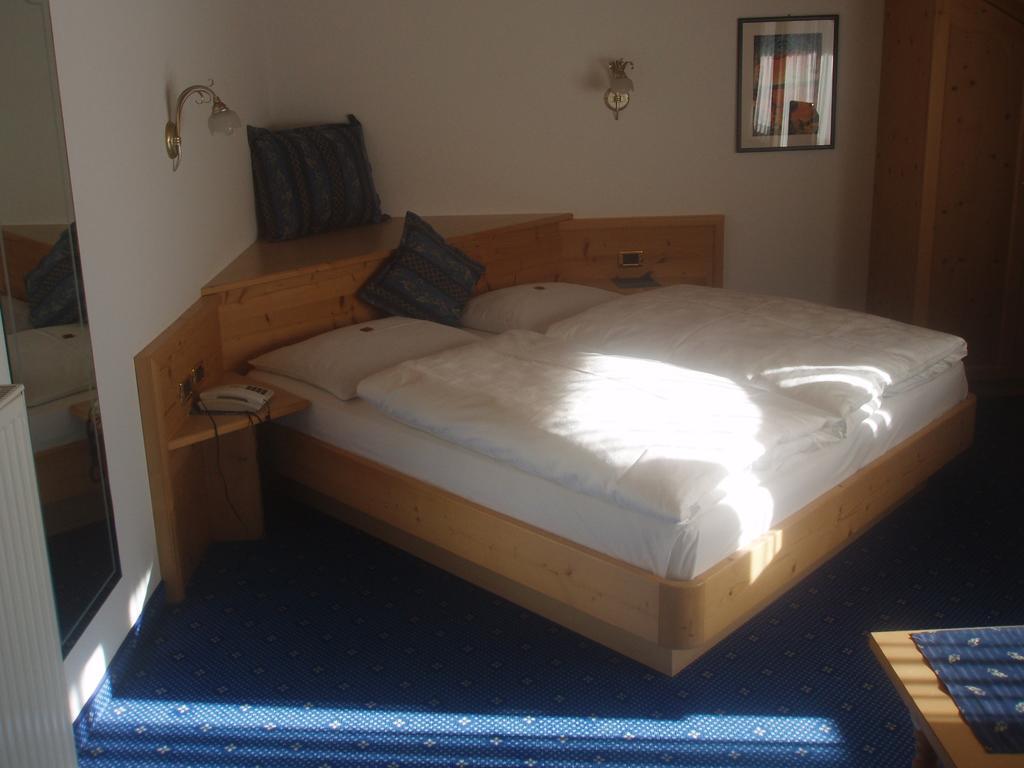Garni La Majon Hotel Sëlva Buitenkant foto