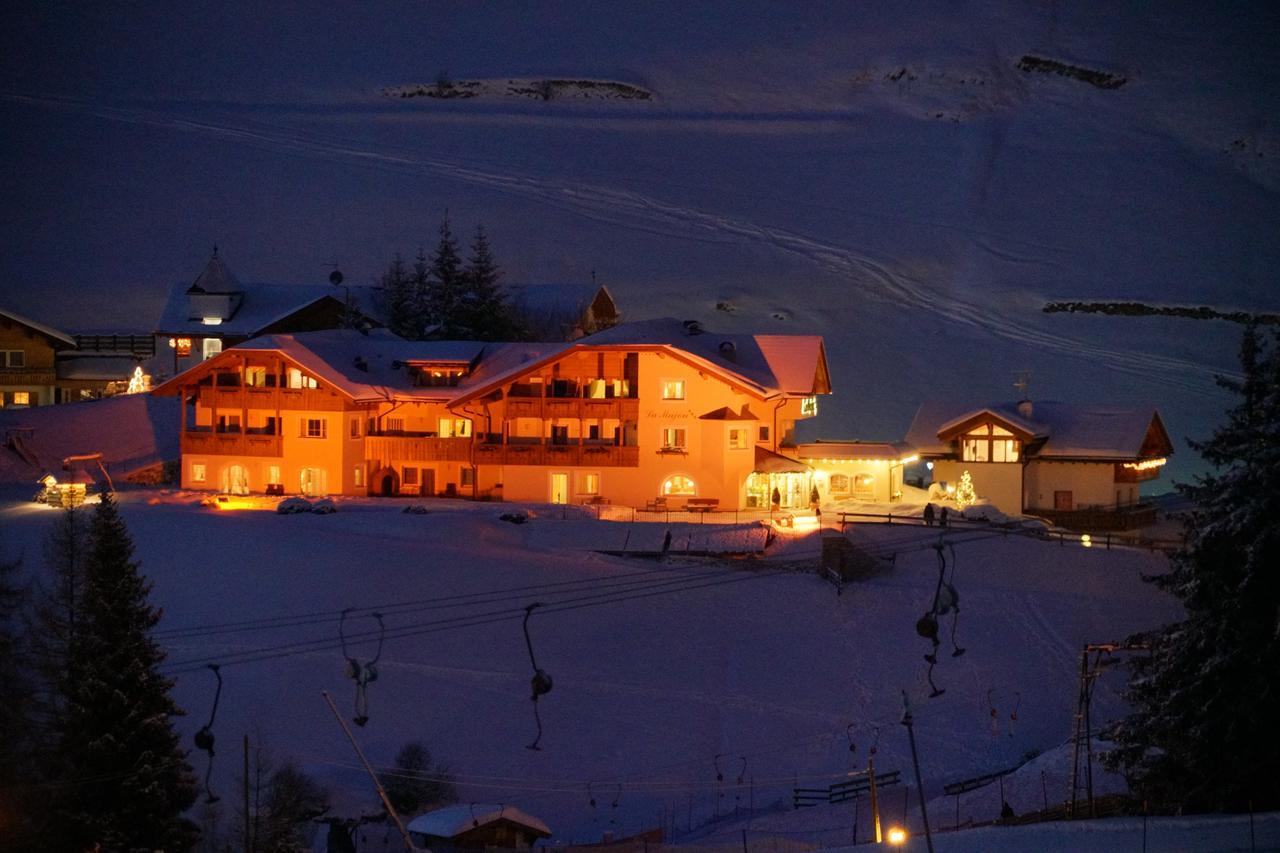Garni La Majon Hotel Sëlva Buitenkant foto